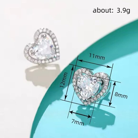 NWT Heart Stud Earrings 14K Gold Plated Cubic Zirconia Halo Setting - Picture 4 of 9